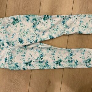 All in Motion White and Green Cropped Pants